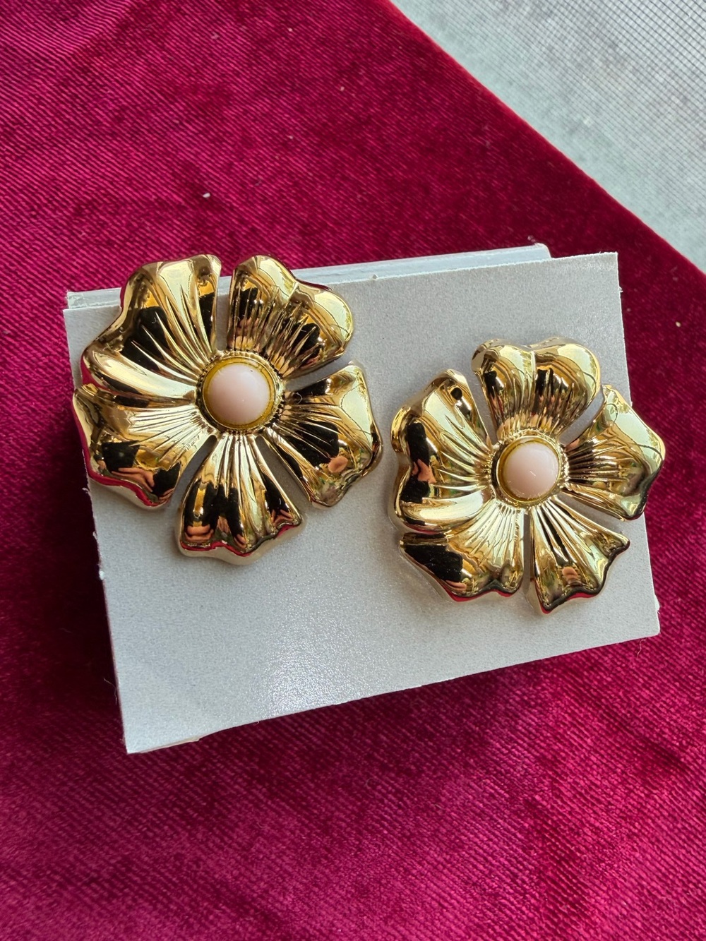 Avon Polished Blossoms Pierced Earrings